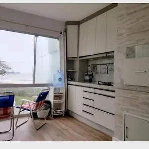 https://apartamento-pe-na-areia-meia-praia-itapema-sc.santa-catarina-brasil.com